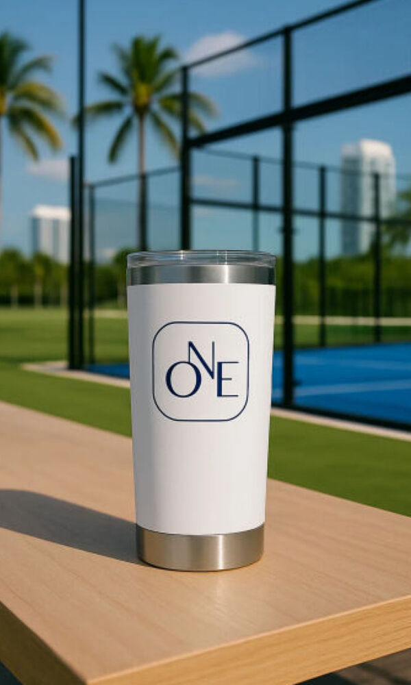  YETI Rambler 20oz Thumbnail